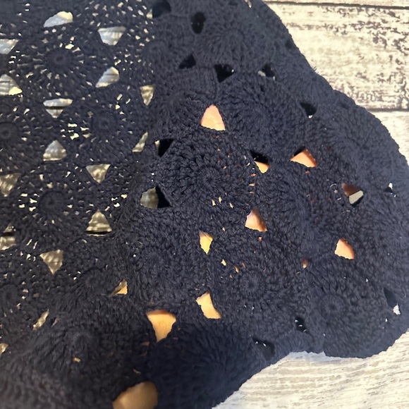 Chico’s Navy Blue Crochet Open Front Cardigan Shrug Size 2 (L) - Picture 4 of 4